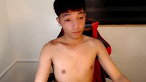 Snapshot of urhotethanxx chatting on November 27, 2025, 1:46 pm Ethan online show from November 27, 2025, 1:46 pm