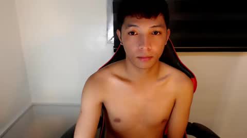 Snapshot of urhotethanxx chatting on January 8, 2026, 11:45 am Ethan online show from January 8, 2026, 11:45 am