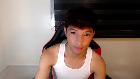 Snapshot of urhotethanxx chatting on February 27, 2026, 7:47 pm Ethan online show from February 27, 2026, 7:47 pm