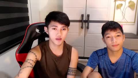 Snapshot of urhotethanxx chatting on March 22, 2026, 4:54 pm Ethan online show from March 22, 2026, 4:54 pm