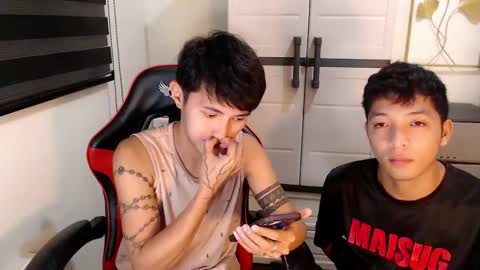 Snapshot of urhotethanxx chatting on March 23, 2026, 5:28 pm Ethan online show from March 23, 2026, 5:28 pm