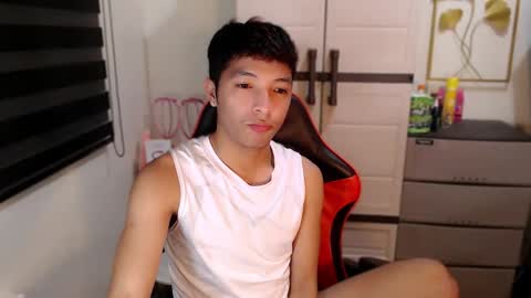 Snapshot of urhotethanxx chatting on March 30, 2026, 4:30 pm Ethan online show from March 30, 2026, 4:30 pm