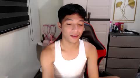 Ethan online show from May 15, 2026, 11:45 pm