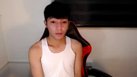 Snapshot of urhotethanxx chatting on July 14, 2026, 5:40 pm Ethan online show from July 14, 2026, 5:40 pm