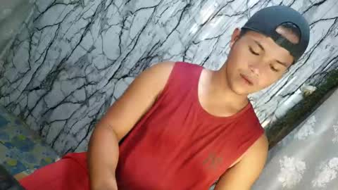 urhotfucker_eric online show from April 27, 2026, 7:28 am