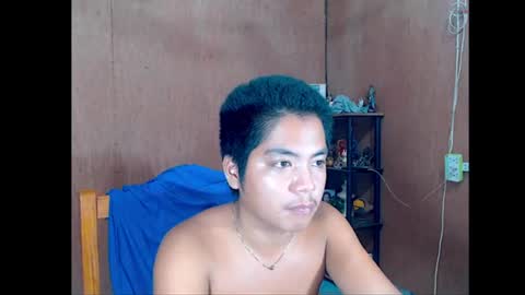 Snapshot of urhotgian chatting on June 17, 2026, 7:37 pm urhotgian online show from June 17, 2026, 7:37 pm