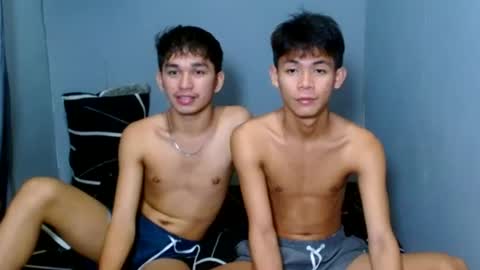 Snapshot of urhotpinoy_izaac chatting on July 10, 2026, 11:02 am simeon ulok online show from July 10, 2026, 11:02 am