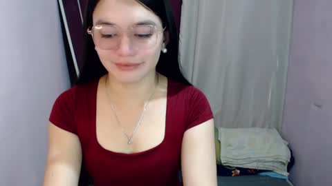 Snapshot of urhottiest_katey chatting on July 17, 2026, 5:25 am Katey online show from July 17, 2026, 5:25 am