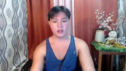 urhunky_ivan online show from December 27, 2024, 3:48 pm