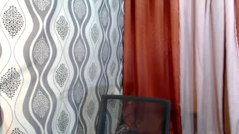 urhunky_ivan online show from January 27, 2025, 12:33 am