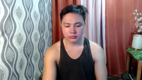 urhunky_ivan online show from January 31, 2025, 12:39 am