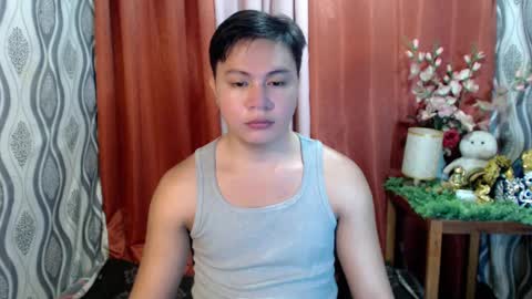 urhunky_ivan online show from February 1, 2025, 3:41 am