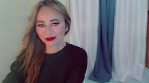 Snapshot of urlovely_che chatting on May 12, 2026, 6:32 am urlovely_che online show from May 12, 2026, 6:32 am