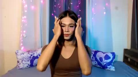 urlovely_jemma online show from February 9, 2026, 1:42 am