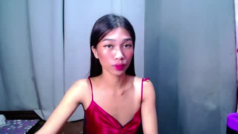 Snapshot of urloverjasmine_xx chatting on June 17, 2026, 4:30 pm urloverjasmine_xx online show from June 17, 2026, 4:30 pm