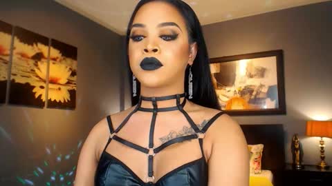 UrMajestyTyra online show from March 25, 2026, 1:55 am