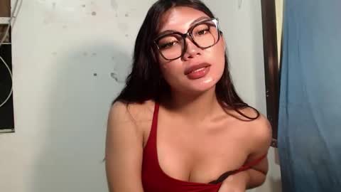 Snapshot of urpinay_sandra69 chatting on May 20, 2026, 2:23 pm urpinay_sandra69 online show from May 20, 2026, 2:23 pm