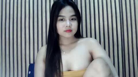 urpinaycutie online show from March 9, 2025, 9:57 am