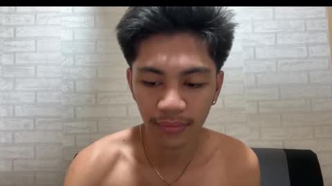 Snapshot of urpinoynaughty chatting on November 9, 2025, 4:27 pm urpinoynaughty online show from November 9, 2025, 4:27 pm