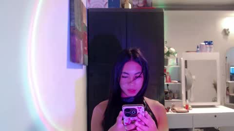 urpretty_mistake online show from April 23, 2026, 3:58 pm