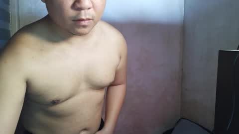 Snapshot of urscott_asiandestroyer chatting on February 7, 2026, 7:34 am Miguel online show from February 7, 2026, 7:34 am