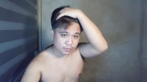 Snapshot of urscott_asiandestroyer chatting on February 13, 2026, 9:33 pm Miguel online show from February 13, 2026, 9:33 pm