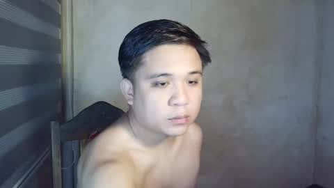 Snapshot of urscott_asiandestroyer chatting on February 22, 2026, 5:33 pm Miguel online show from February 22, 2026, 5:33 pm