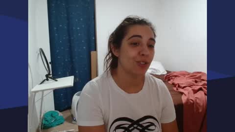 Snapshot of ursumi1 chatting on September 23, 2025, 8:01 pm ursumi1 online show from September 23, 2025, 8:01 pm