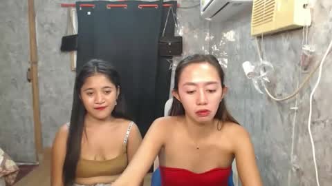 ursweetpinky online show from May 11, 2026, 1:11 am