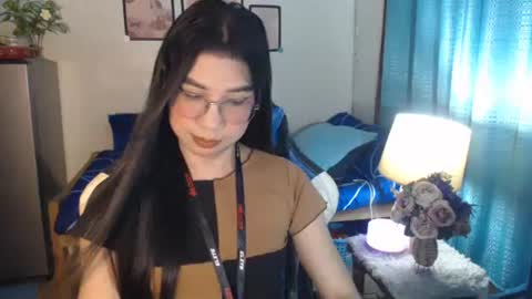 Ashley Kate Mateo Gray online show from January 25, 2025, 10:29 am