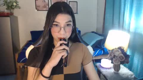 Ashley Kate Mateo Gray online show from January 26, 2025, 11:17 am