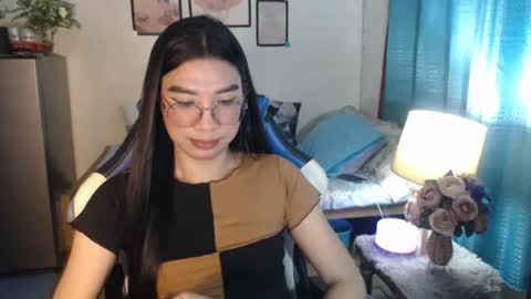 Ashley Kate Mateo Gray online show from February 13, 2025, 11:17 am