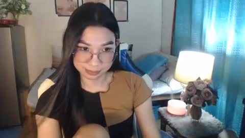 Ashley Kate Mateo Gray online show from March 11, 2025, 3:02 pm