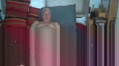 usednotbroken1 online show from October 27, 2025, 2:21 pm