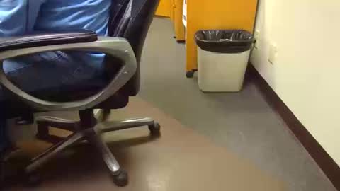 useemie online show from October 13, 2025, 8:31 pm