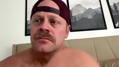 utah4fub4 online show from October 10, 2025, 10:09 pm