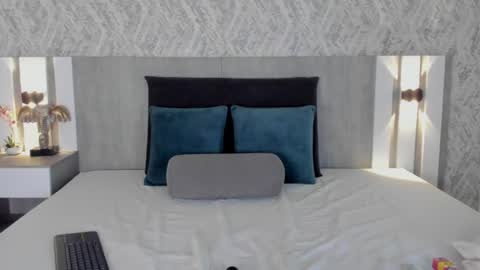 Snapshot of vaalentina_lux chatting on June 12, 2026, 2:49 pm Vaalentina Lux online show from June 12, 2026, 2:49 pm