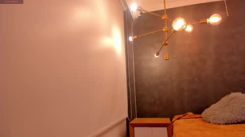 VAELINA ANGELS online show from March 26, 2026, 8:25 pm