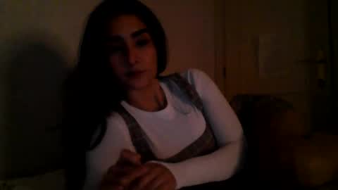 Snapshot of vaenina chatting on November 15, 2025, 12:41 am Vaen online show from November 15, 2025, 12:41 am