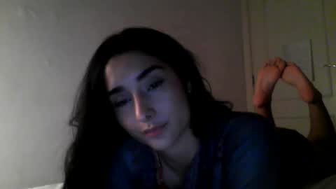 Snapshot of vaenina chatting on November 27, 2025, 10:01 pm Vaen online show from November 27, 2025, 10:01 pm