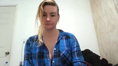 vagimosa online show from October 11, 2025, 9:08 am