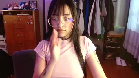 valentina online show from November 26, 2025, 2:51 pm