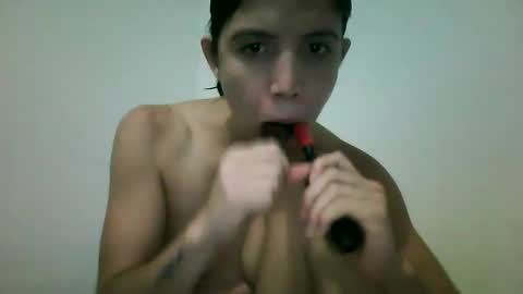 vale_47 online show from October 19, 2025, 4:51 pm