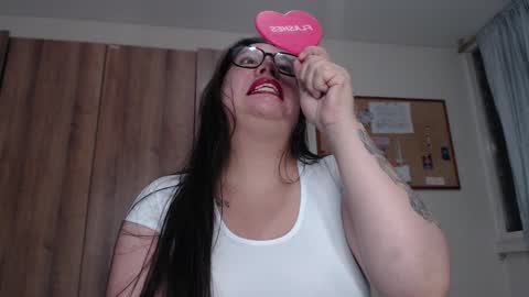 Valeria online show from December 14, 2025, 11:31 pm