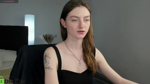 Snapshot of valenora1 chatting on May 8, 2026, 11:37 am Nora online show from May 8, 2026, 11:37 am
