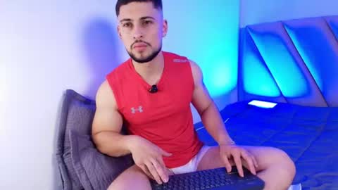 Snapshot of valenssio_moretti chatting on June 10, 2026, 12:44 am valenssio_moretti online show from June 10, 2026, 12:44 am