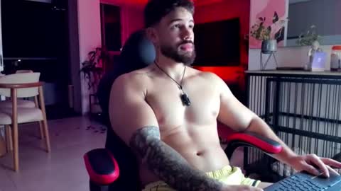 Snapshot of valenthinoking chatting on August 2, 2026, 12:09 am valenthinoking online show from August 2, 2026, 12:09 am