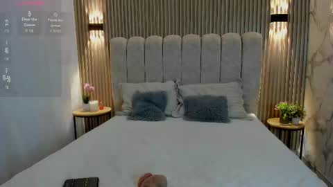 valentina robertson online show from June 17, 2026, 10:54 pm
