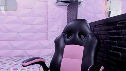 Valentina online show from February 23, 2025, 2:18 am