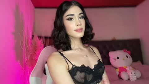 VALENTINA GAVIRIA online show from April 1, 2026, 1:41 pm